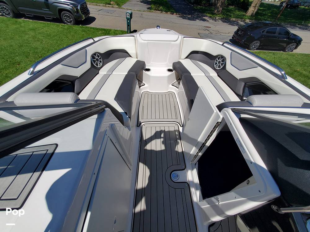 Slide: The Image of Yamaha 212S 2020 - 13061001
